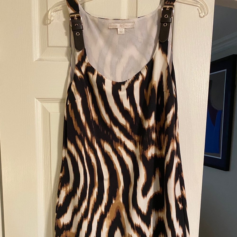 Sleeveless dress